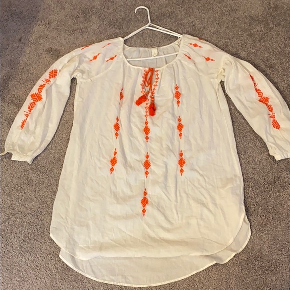 H&M Other - 🐳Beautiful bell sleeve 10 dress H&M white orange